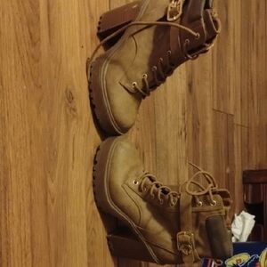 Tan Combat Moto Boots with Heavy-Duty Sole and Metal Eyelets